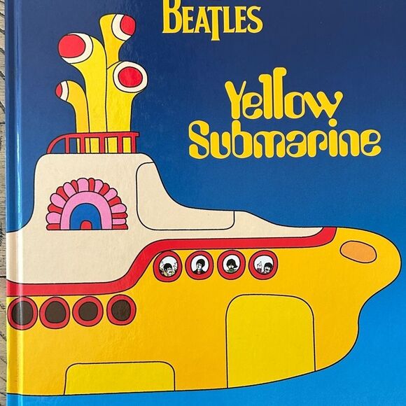 The Beatles Yellow Submarine Book - Picture 1 of 17